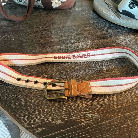 Eddie Bauer Punk& Tan Striped Leather Belt sz M 33-37” EUC - Picture 1 of 2